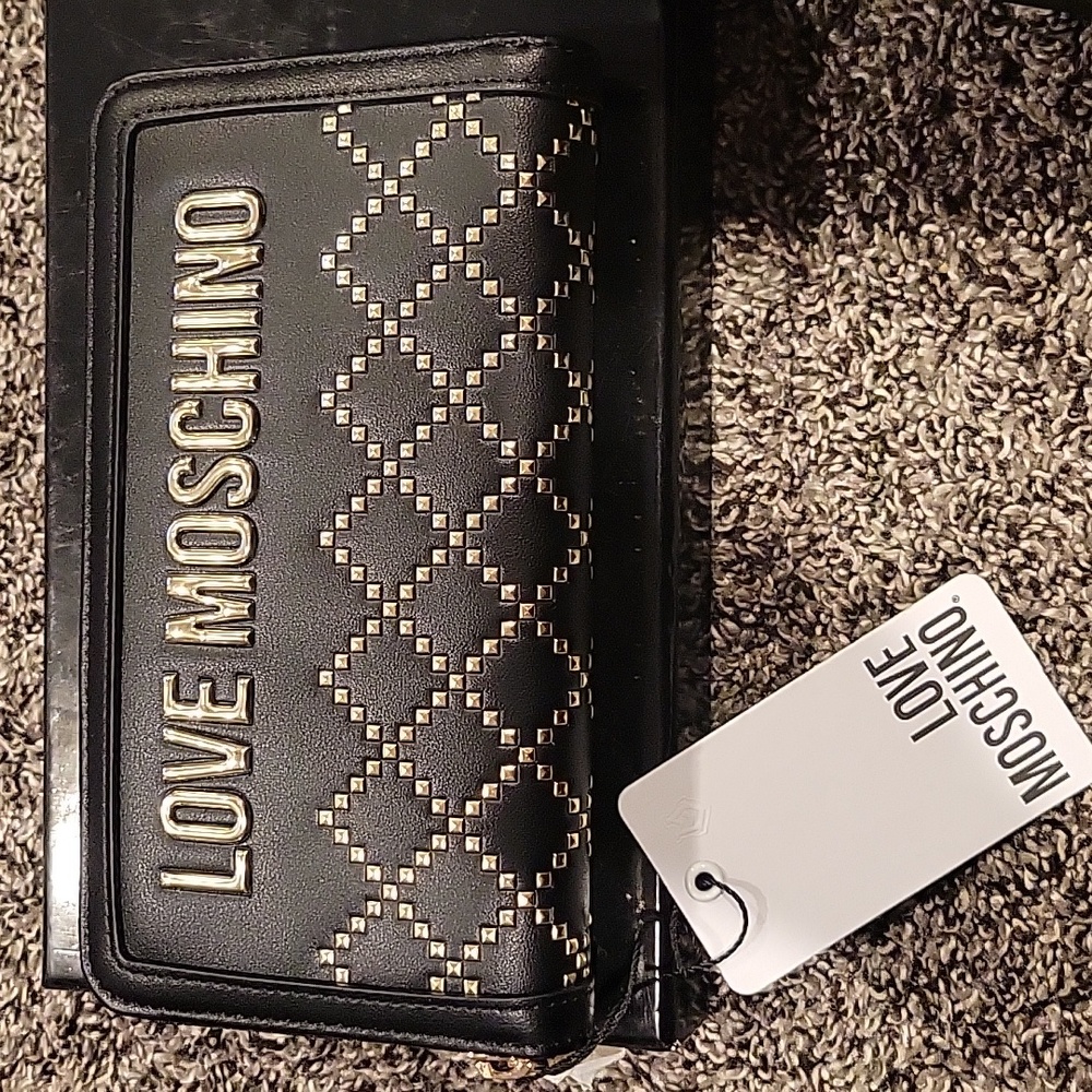 NIB & WT Moschino black studded Vegan Leather Long Zipper Wallet Great Gift - Picture 3 of 6